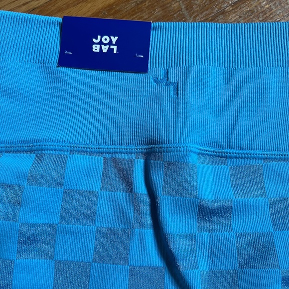 Checkered Biker Shorts - Picture 4 of 5